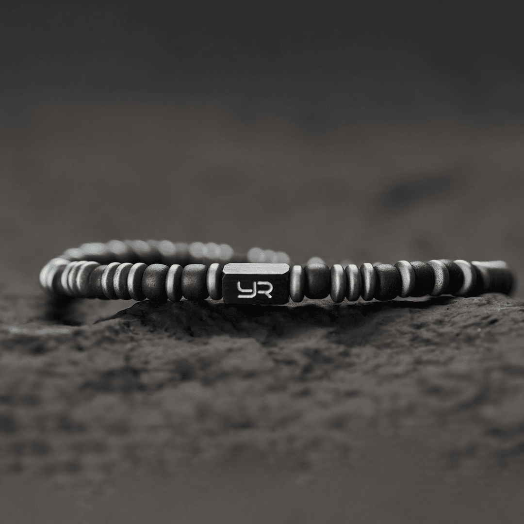 Night Hunt Miyuki Bead Bracelet（4mm）